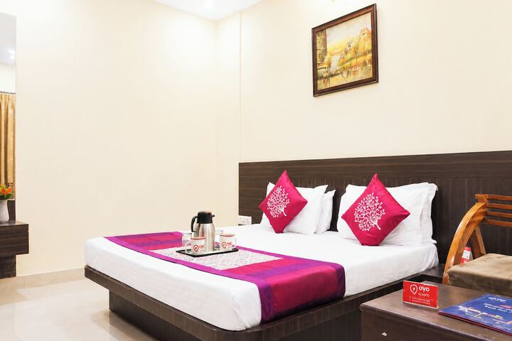 Room 3 of 10