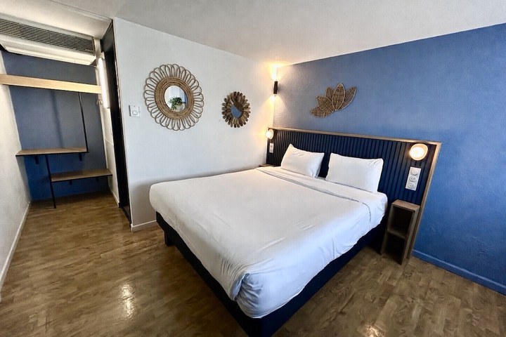 Room 21 of 57