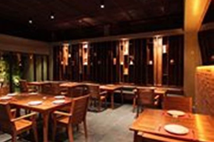 Dining 58 of 79