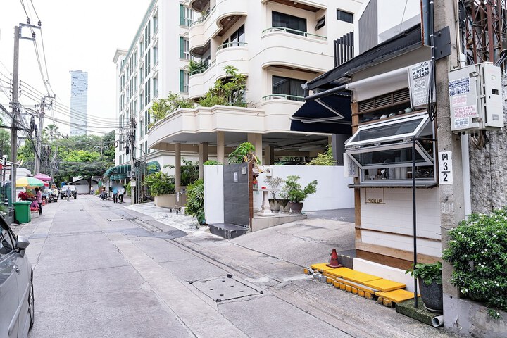 Hotel 145 of 153