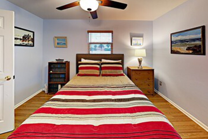 Room 28 of 36