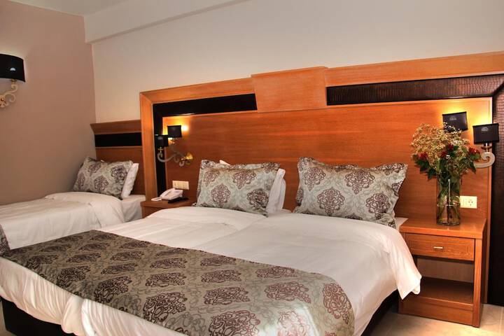 Room 14 of 45