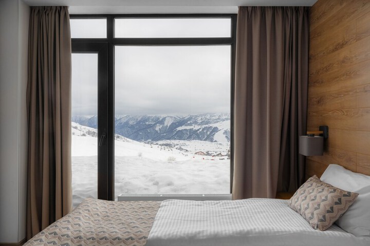 Room 28 of 54