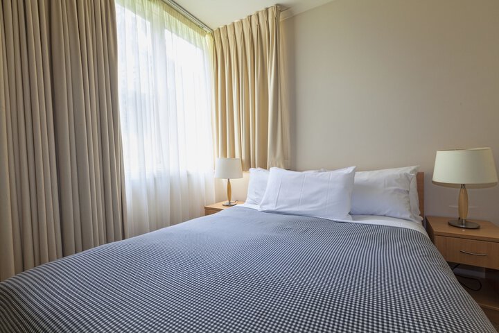 Room 6 of 43