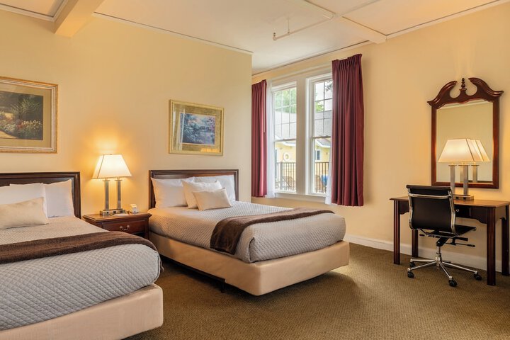 1 King Bed Resort View (39 of 40)