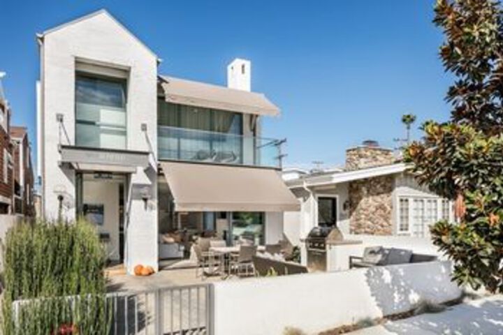 Exterior of Modern Beach - Three Bedroom Home
