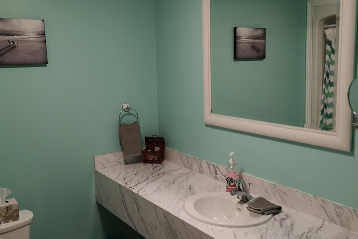 Room 50 of 75