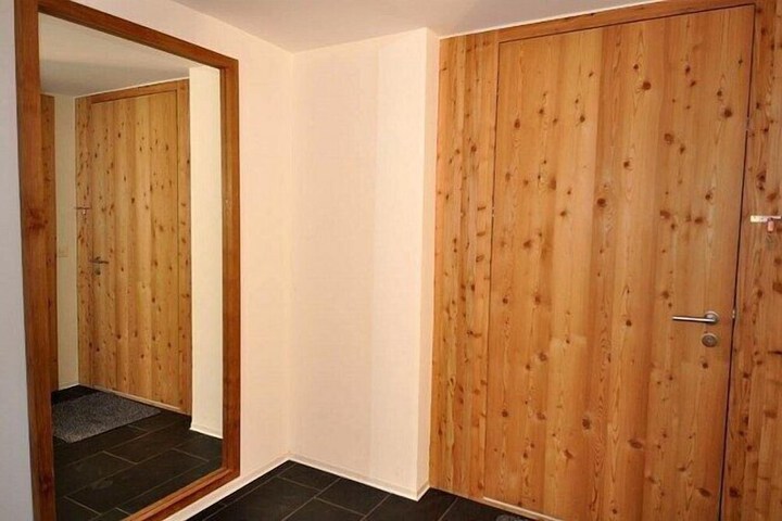 Room 4 of 20