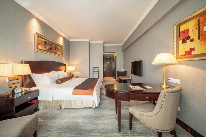 Room 50 of 163