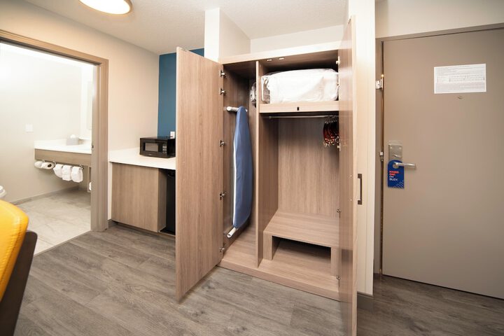 Room amenity