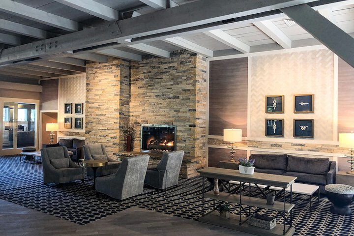 Hotel Interior 6 of 103