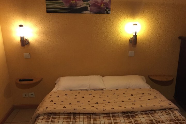 Room 3 of 17