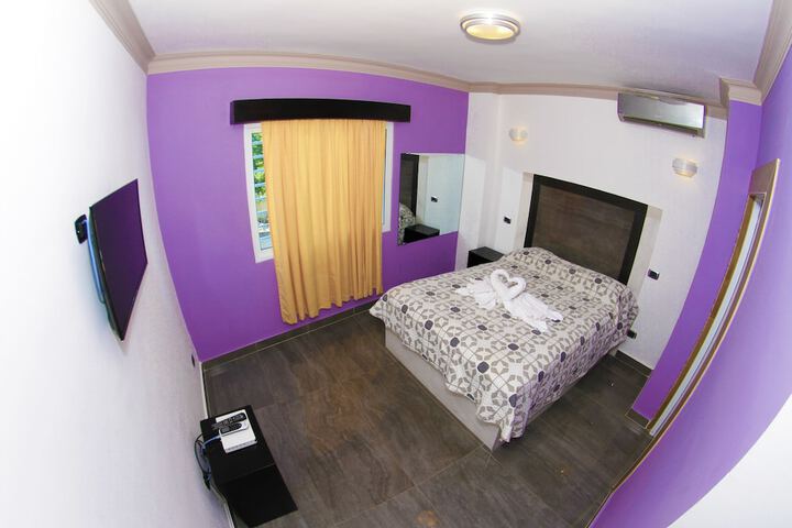 Room 16 of 58