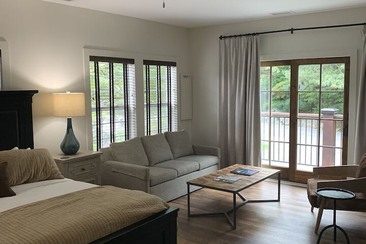 Room 28 of 48