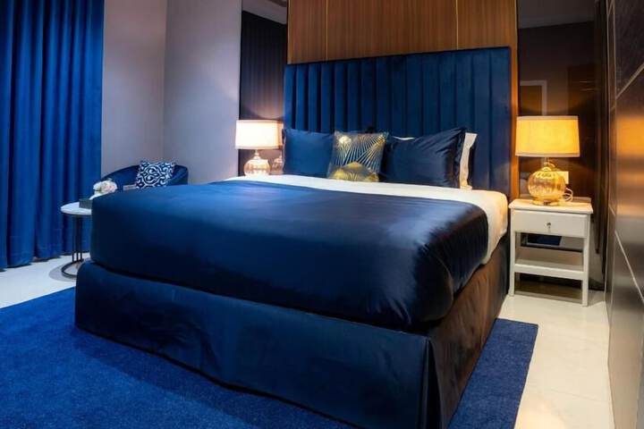 Room 43 of 61