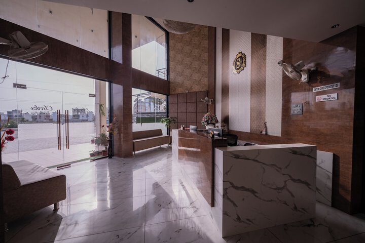 Hotel Interior 4 of 65