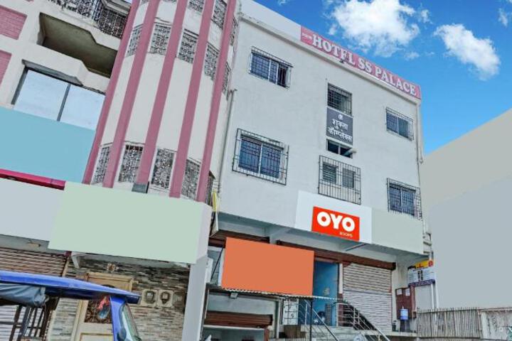 OYO Flagship 805571 Hotel New Ss Palace.