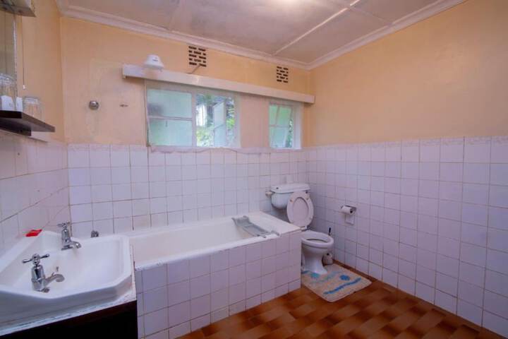 Room 19 of 53