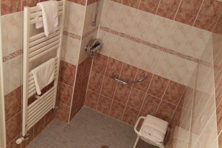 Room 19 of 43