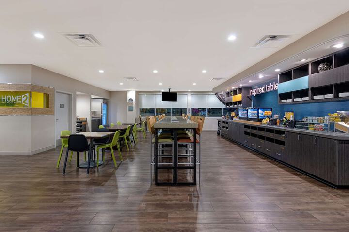 Breakfast area