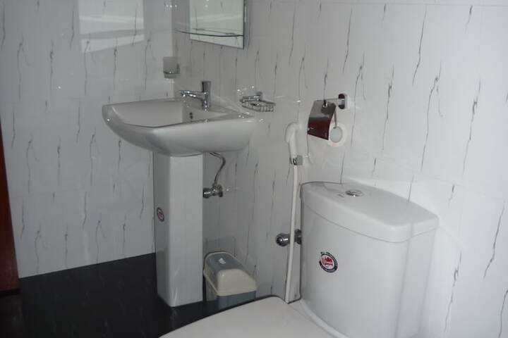 Room 14 of 43