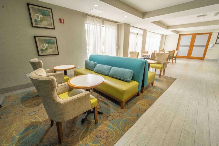 Guest Lobby