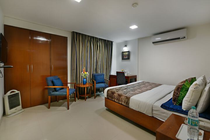 Room 8 of 39