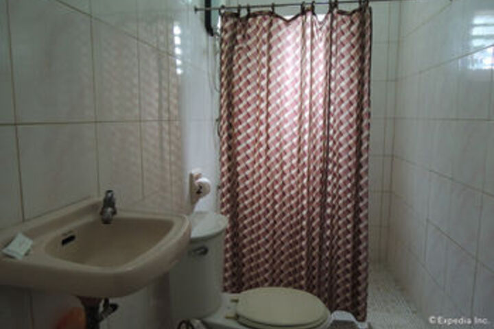 Room 3 of 39