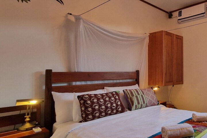 Room 10 of 120