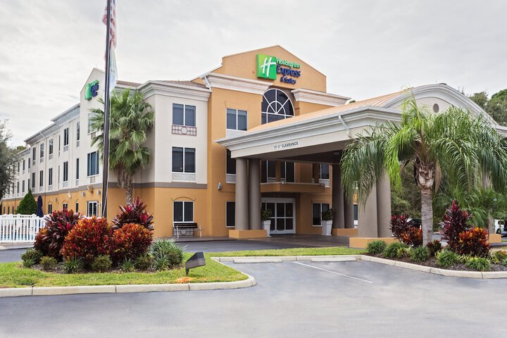 Hotel 38 of 45