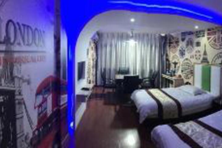 Room 3 of 4