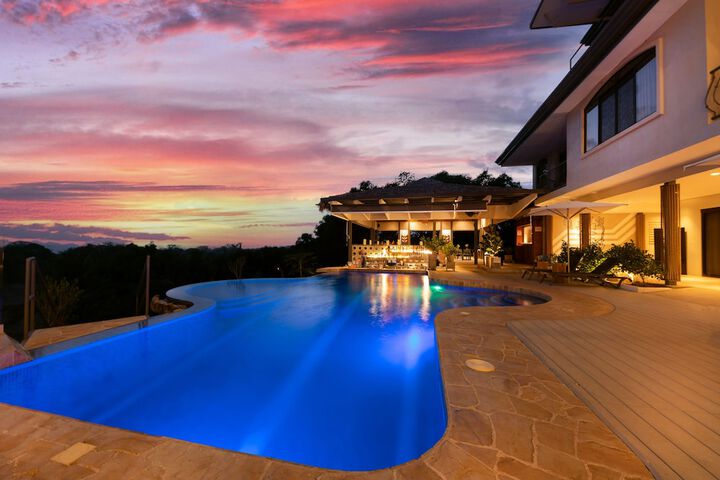 Pool 82 of 98