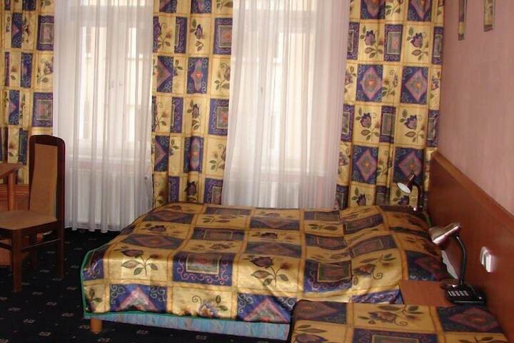 Room 20 of 35