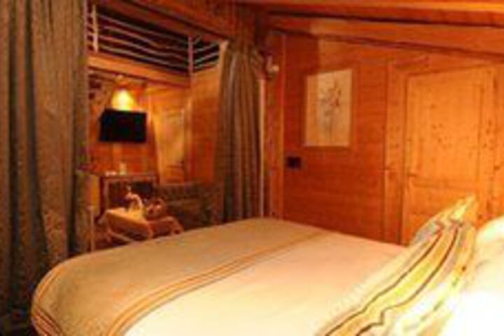 Room 20 of 73