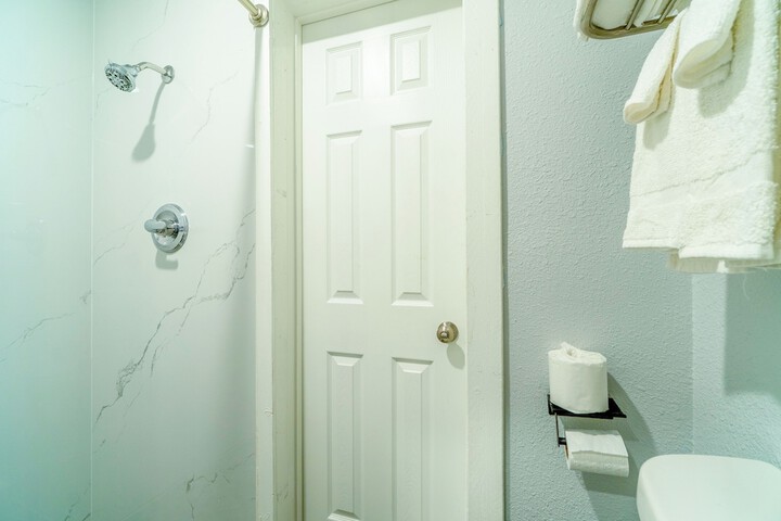Room 61 of 79
