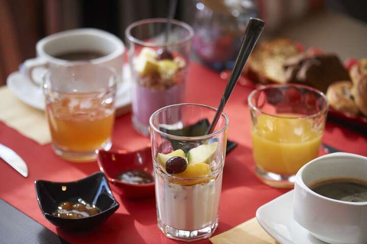 Breakfast/Coffee Service 23 of 46