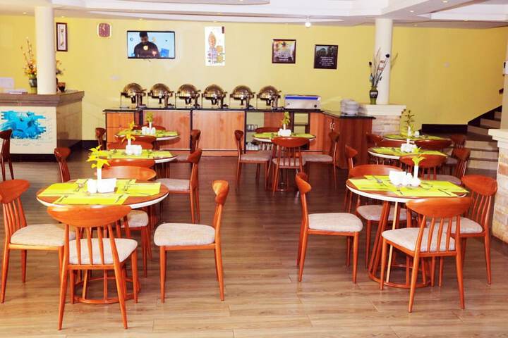 Dining 84 of 114
