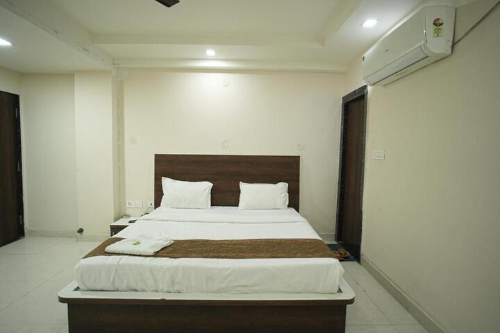 Hotel Jay Palace