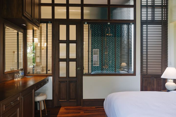Room 7 of 25