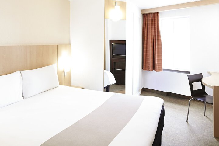 Room 10 of 59