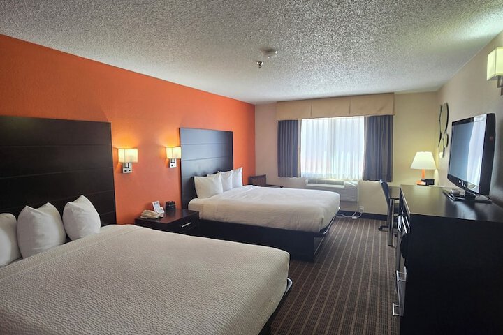 Room 13 of 27