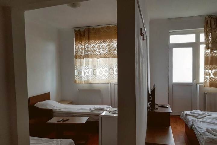 Room 14 of 47