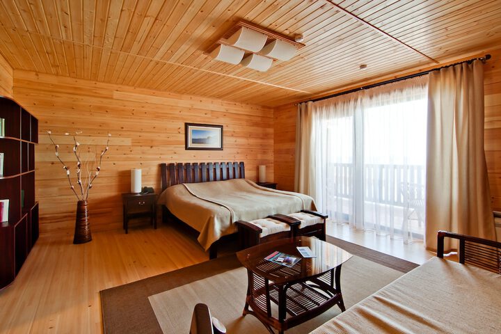 Room 10 of 45