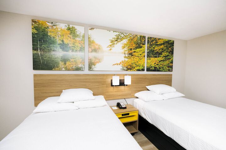 1 Double Bed Modern Room (17 of 28)