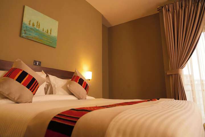 Room 20 of 63