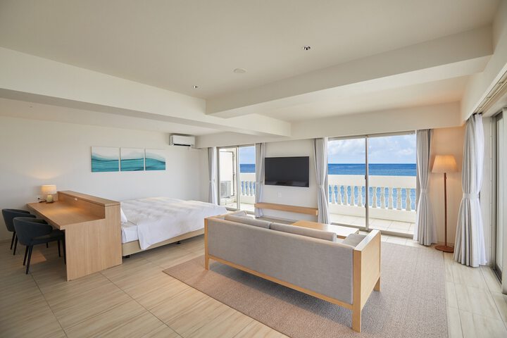Room 10 of 130