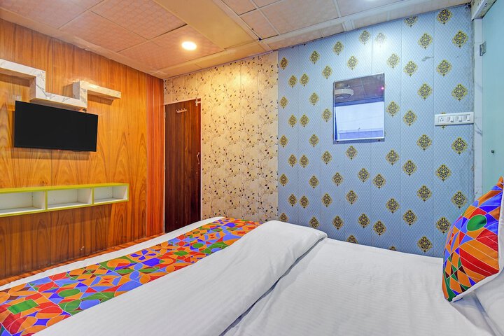 Room 17 of 26