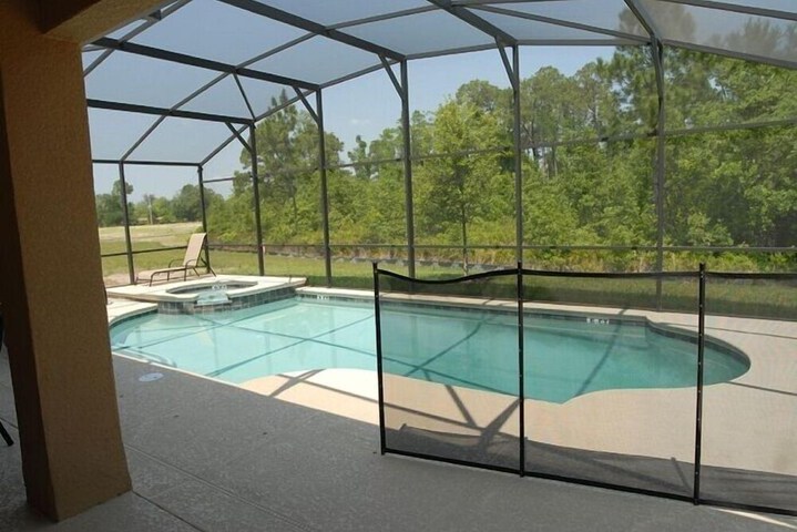 Pool 15 of 19