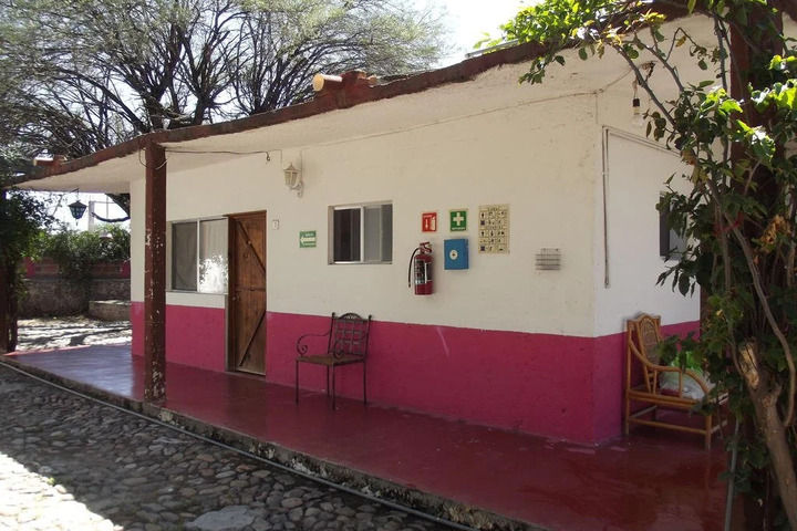 HOTEL POSADA TUKRU