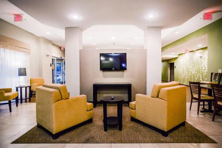 Hotel Lobby